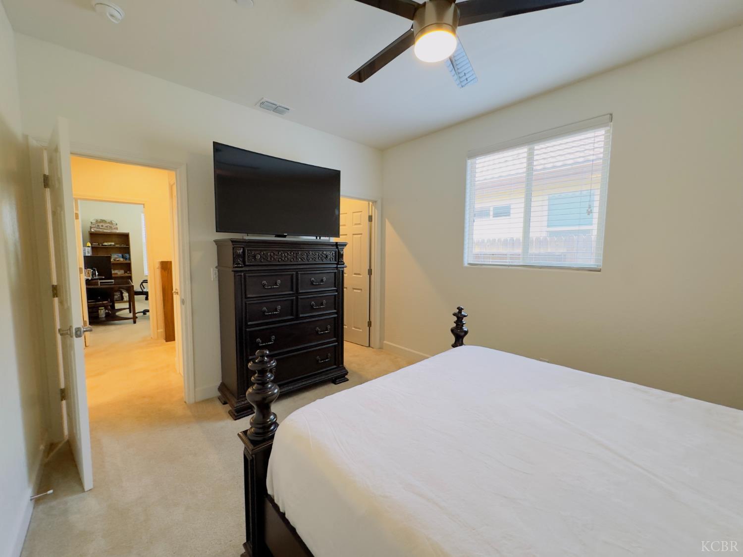 1849 W Porter Ave, Visalia, CA 93291