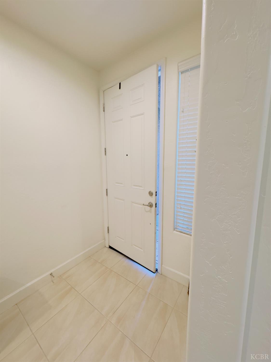 1849 W Porter Ave, Visalia, CA 93291
