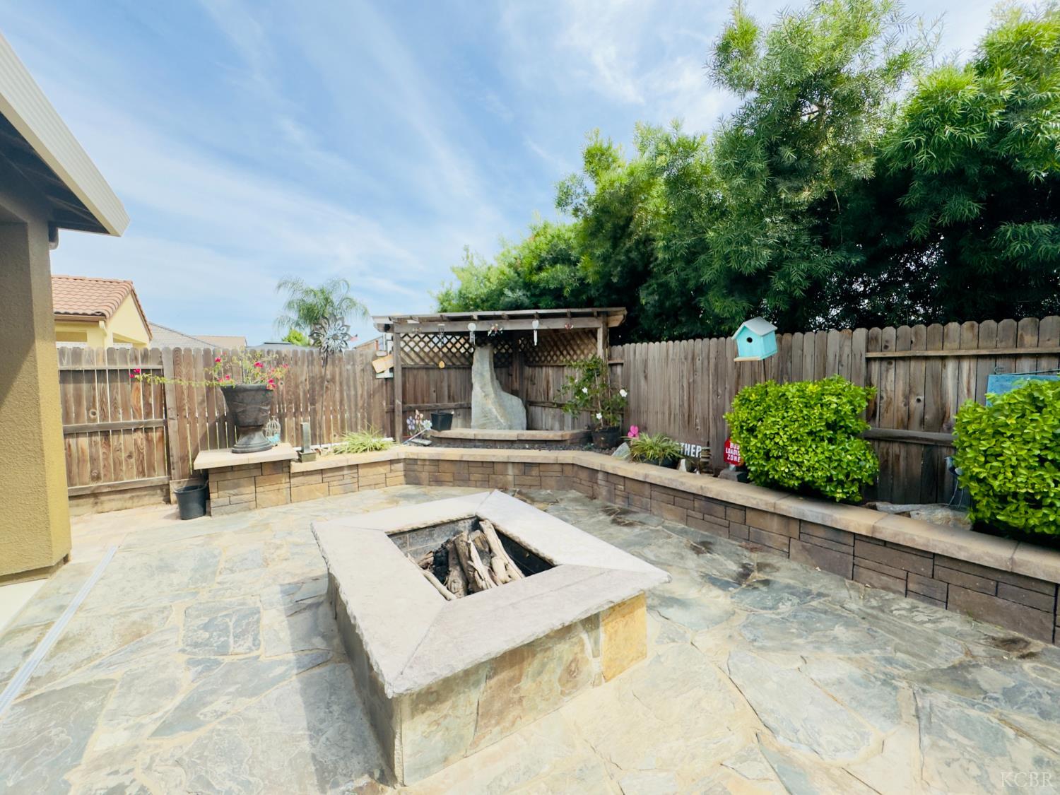 1849 W Porter Ave, Visalia, CA 93291