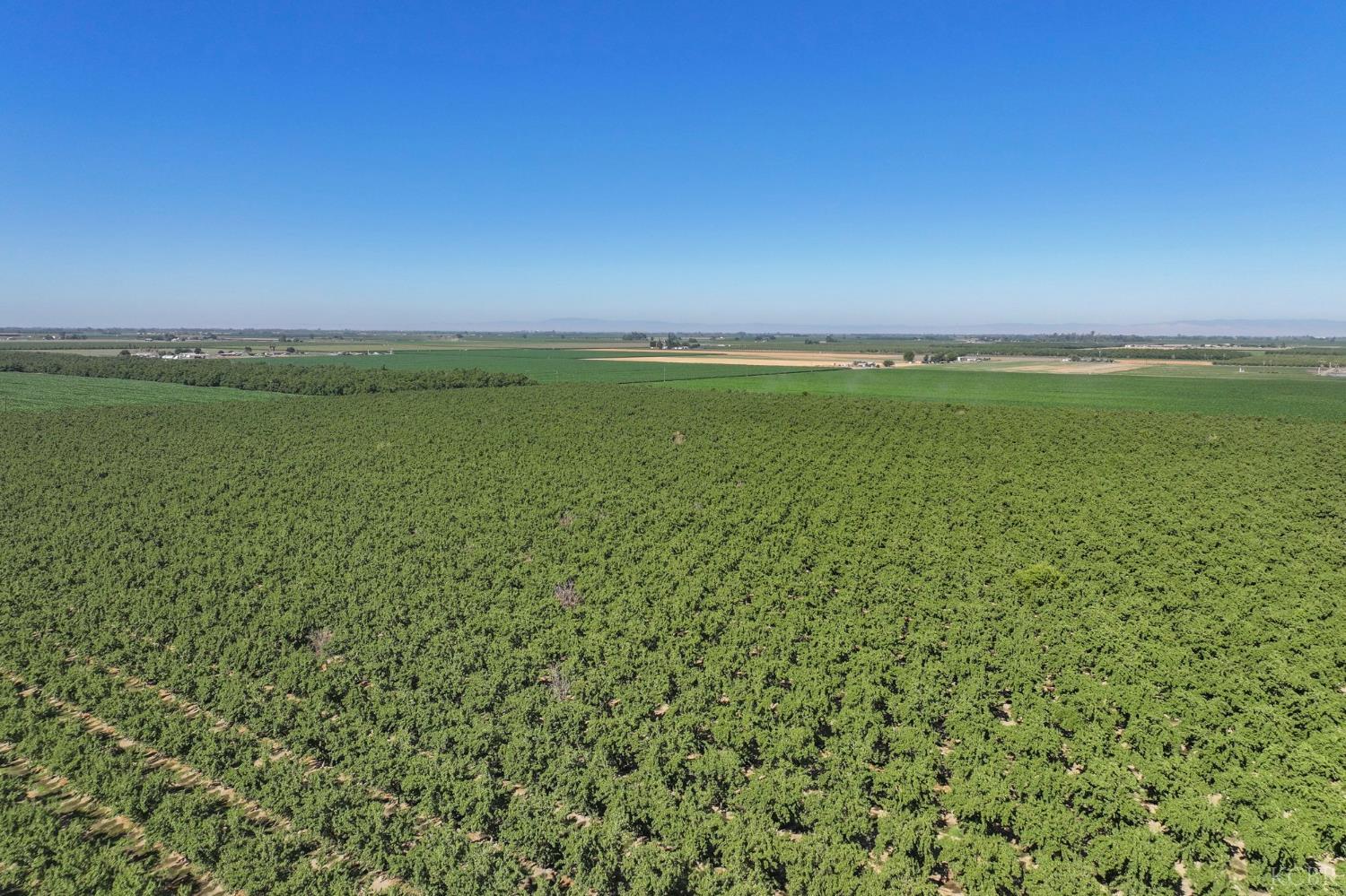 14056 Elgin Ave, Hanford, CA 93230