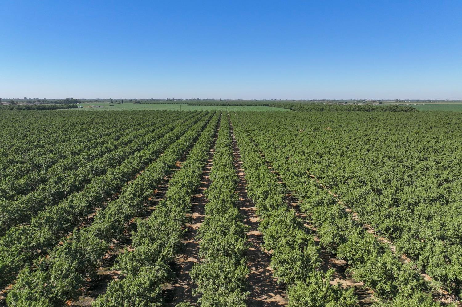 14056 Elgin Ave, Hanford, CA 93230