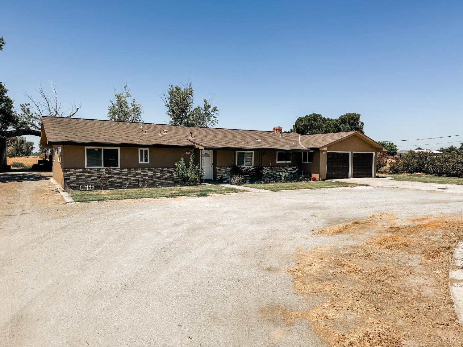 18240 Jackson Ave, Lemoore, CA 93245