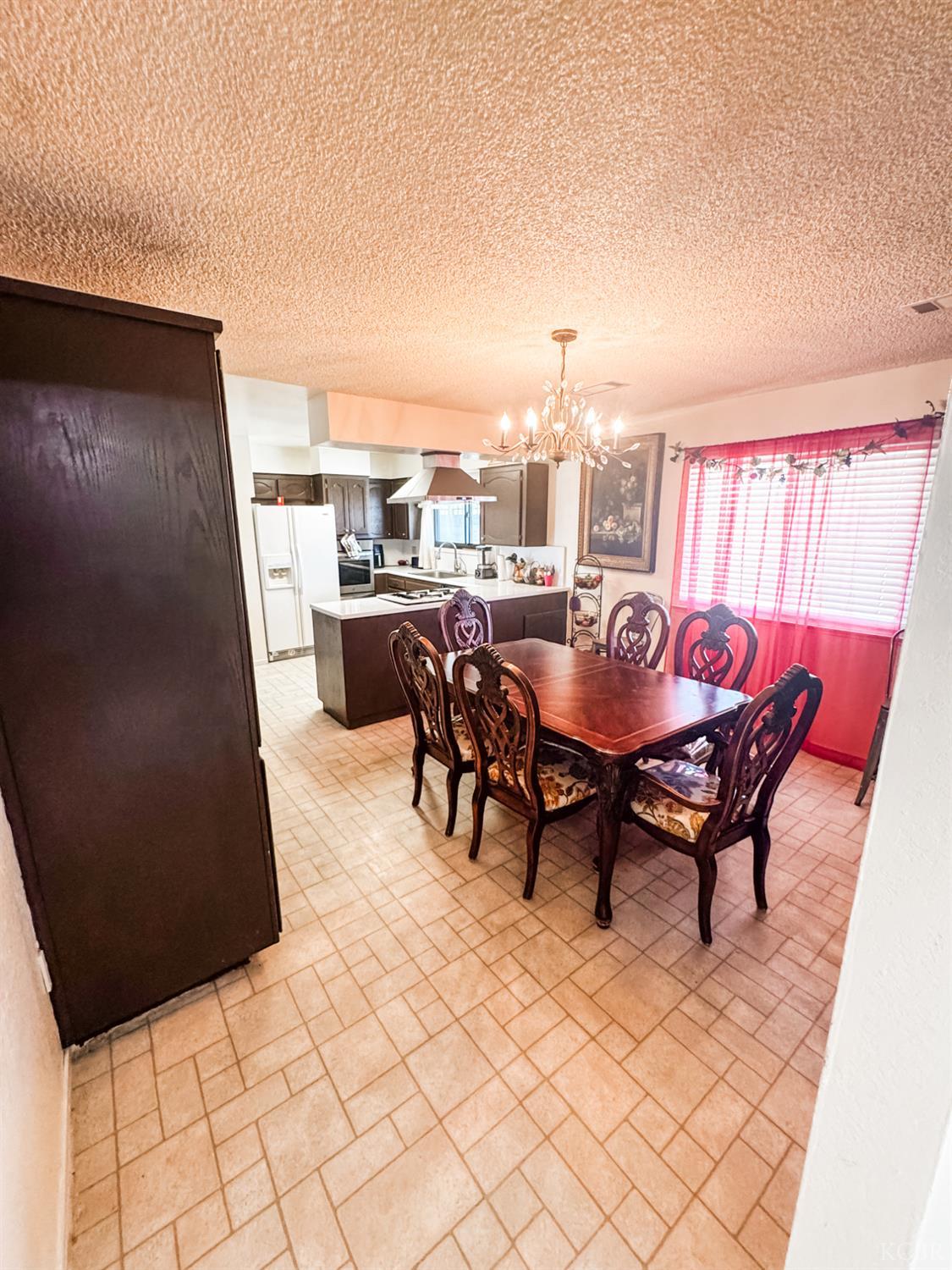 18240 Jackson Ave, Lemoore, CA 93245