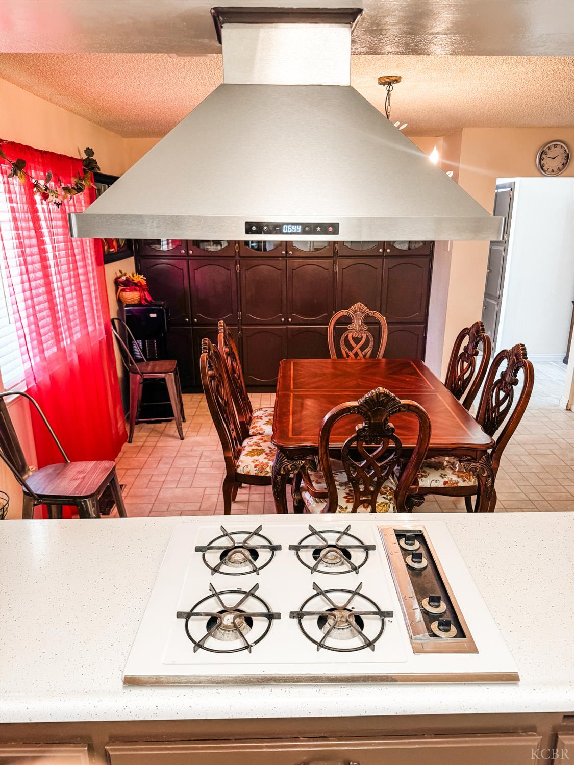 18240 Jackson Ave, Lemoore, CA 93245