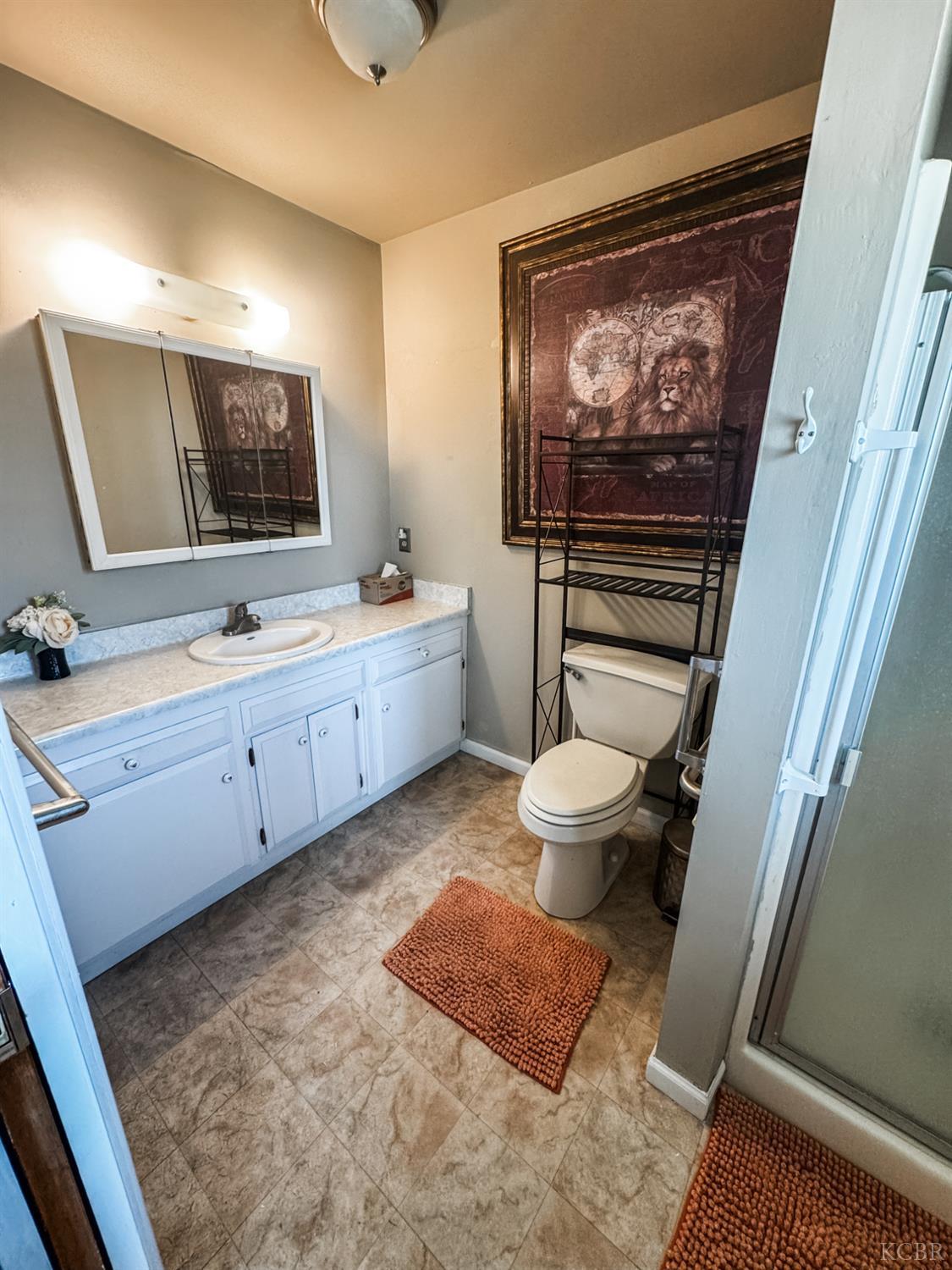 18240 Jackson Ave, Lemoore, CA 93245