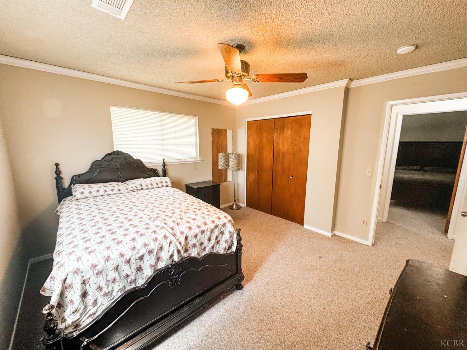 18240 Jackson Ave, Lemoore, CA 93245