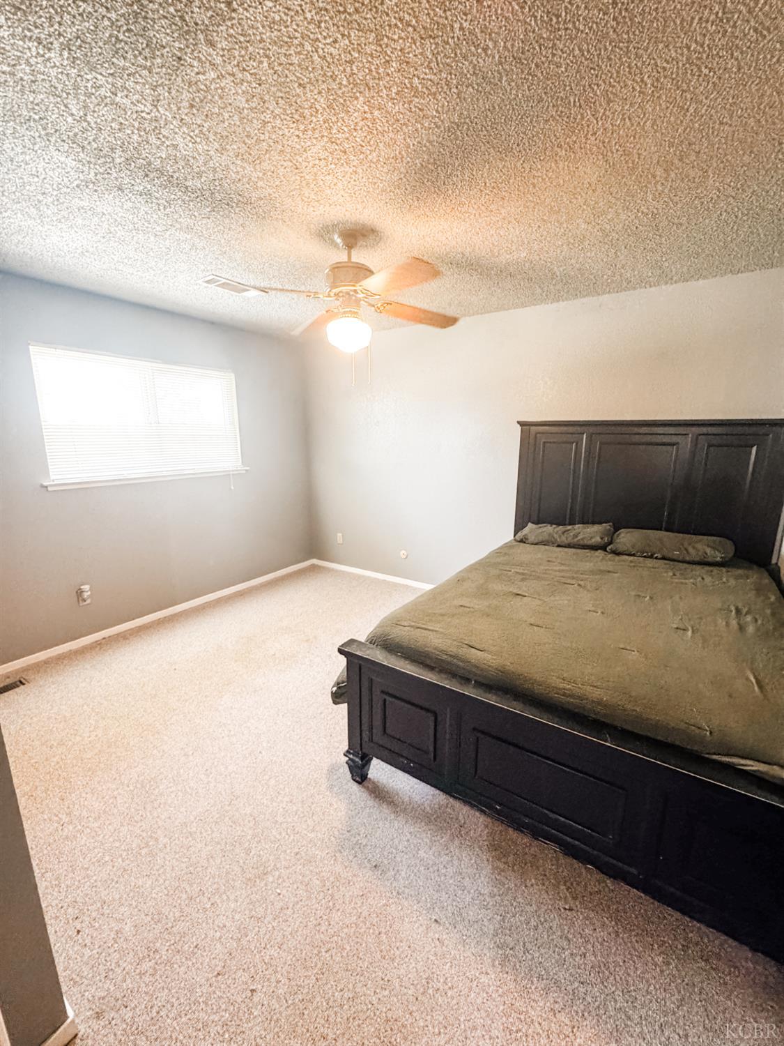 18240 Jackson Ave, Lemoore, CA 93245