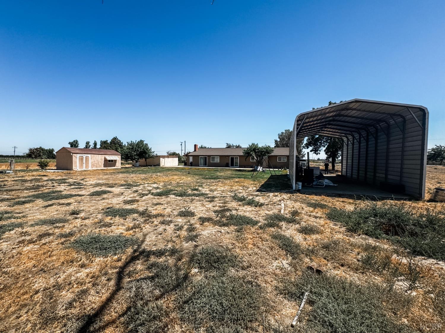 18240 Jackson Ave, Lemoore, CA 93245