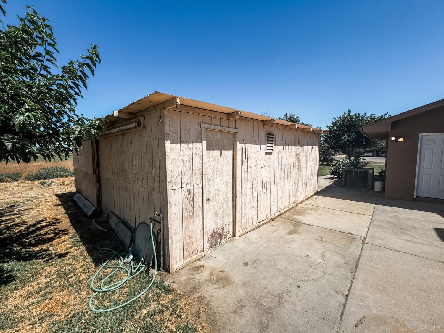 18240 Jackson Ave, Lemoore, CA 93245