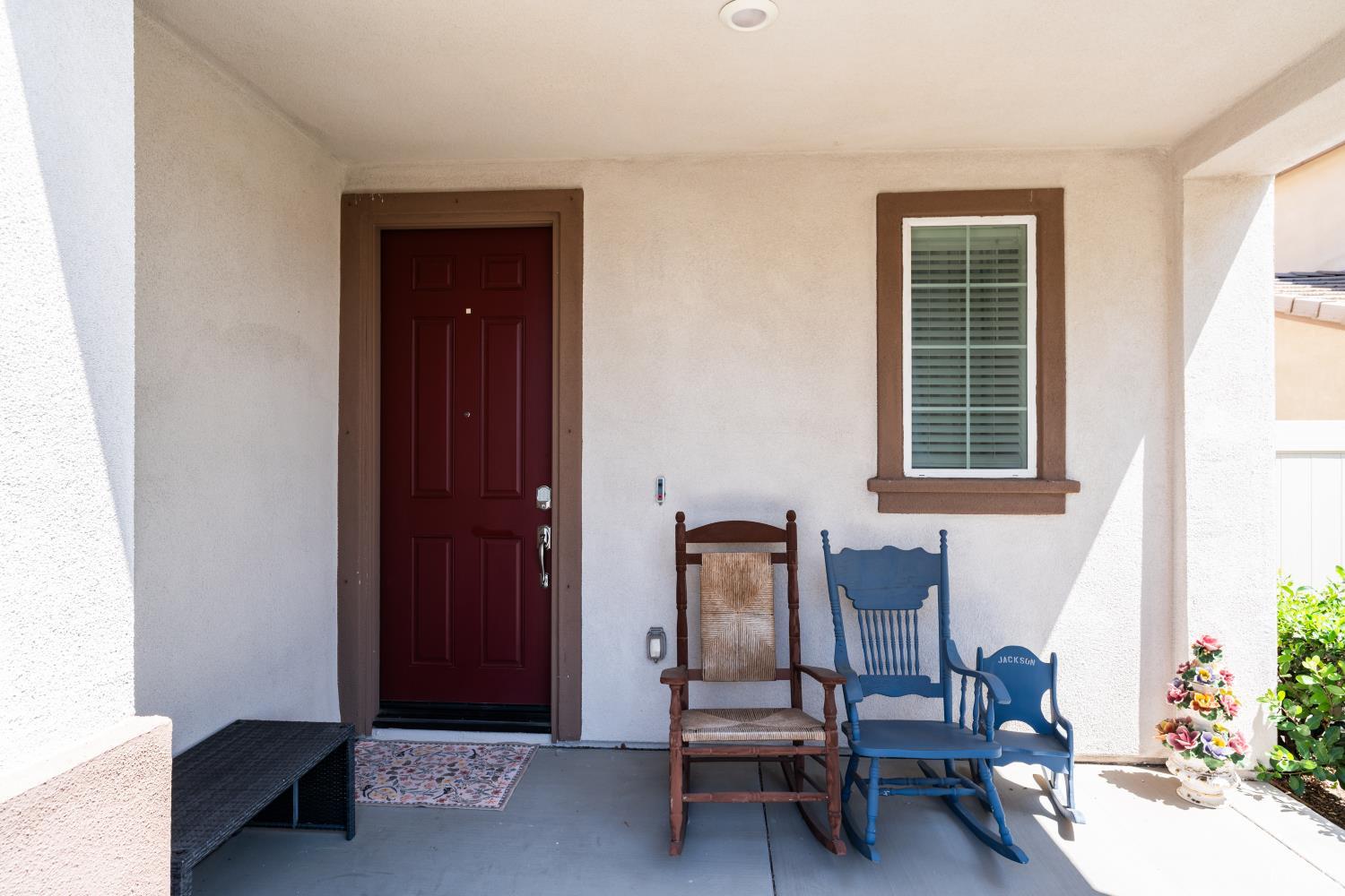 17160 Gray Pine Pl, San Bernardino, CA 92407