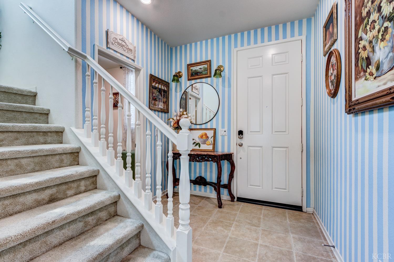 17160 Gray Pine Pl, San Bernardino, CA 92407