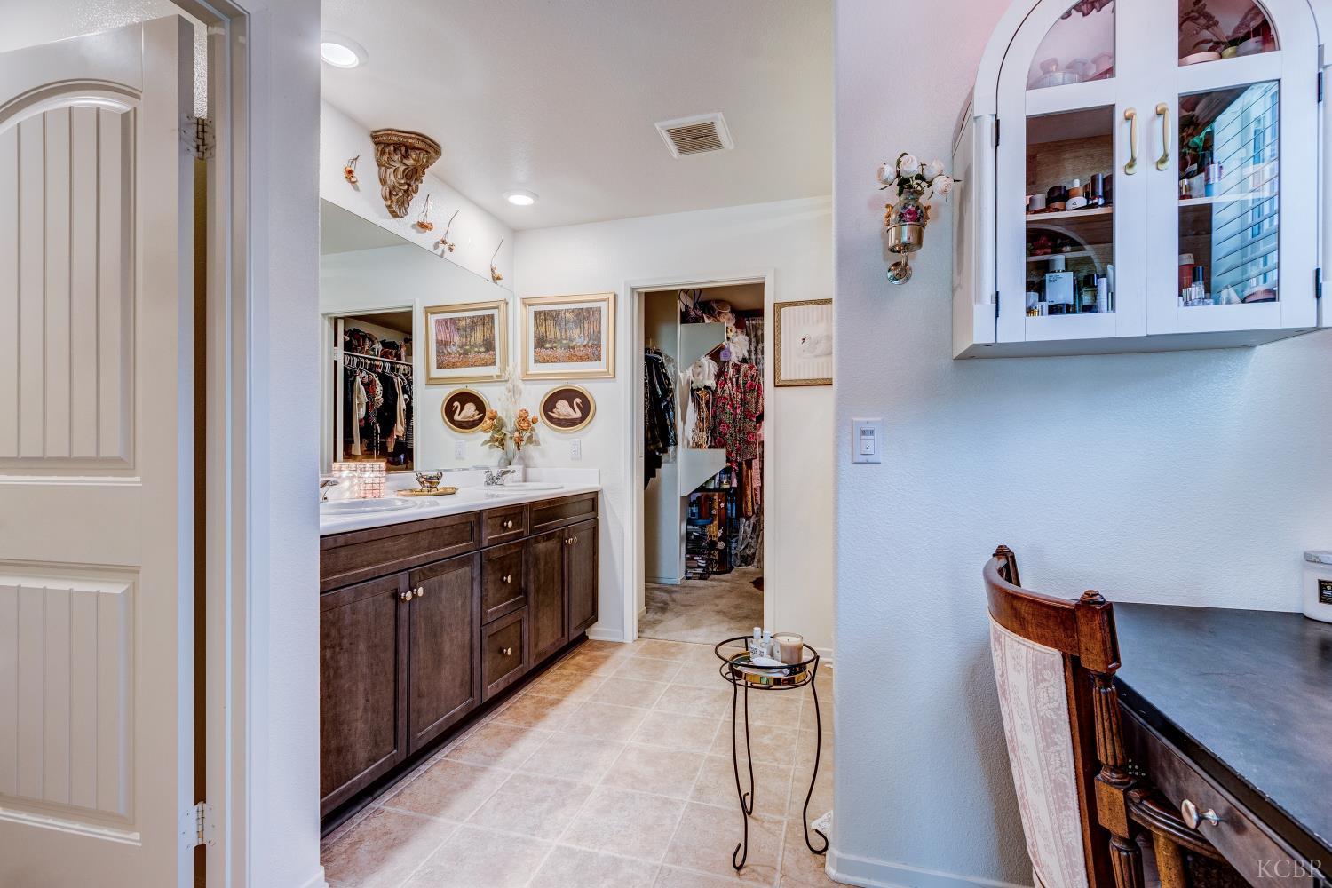 17160 Gray Pine Pl, San Bernardino, CA 92407