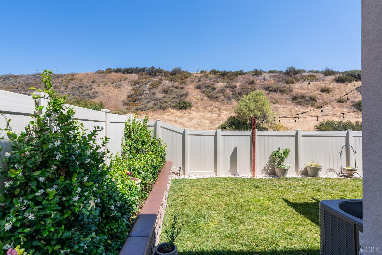 17160 Gray Pine Pl, San Bernardino, CA 92407