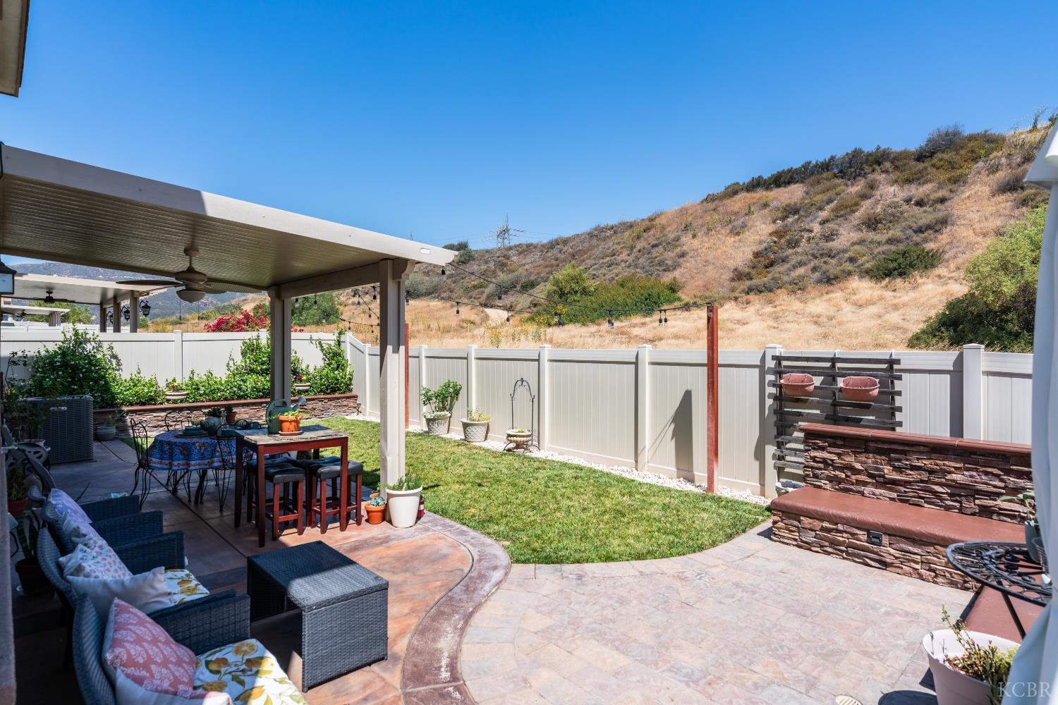 17160 Gray Pine Pl, San Bernardino, CA 92407