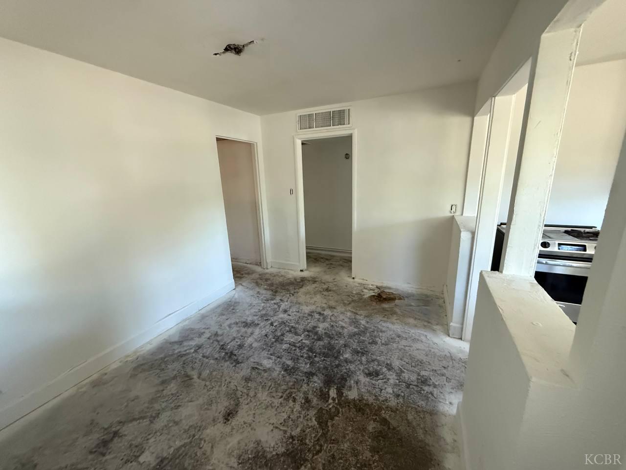 3974 Maywood Dr N, Fresno, CA 93703