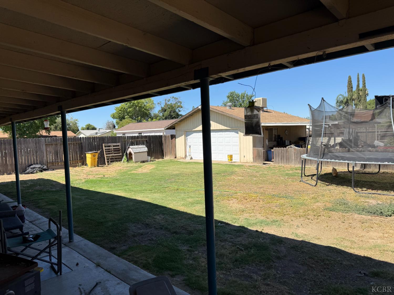 3901 Courtney St, Bakersfield, CA 93312