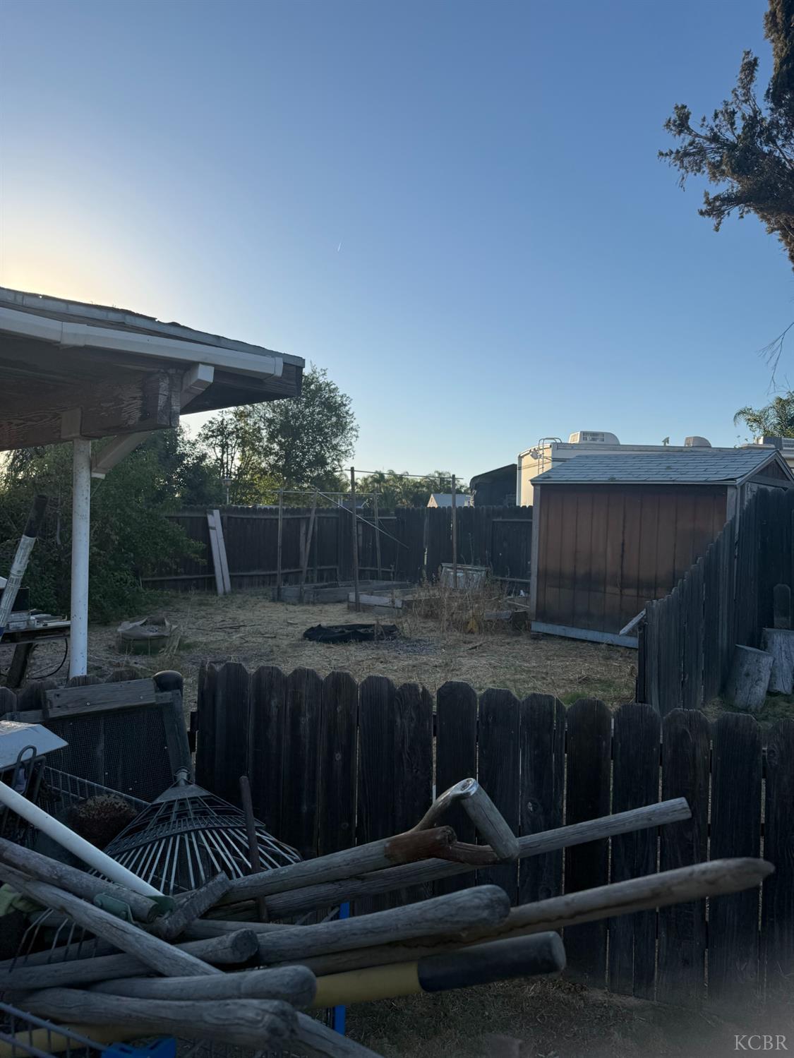 3901 Courtney St, Bakersfield, CA 93312