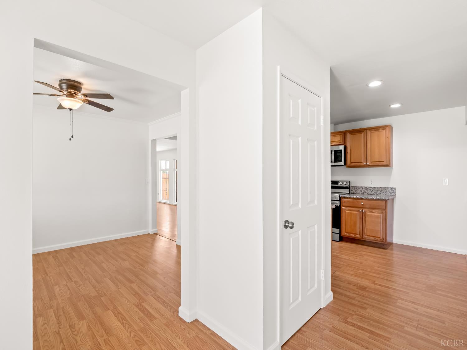 580 E Spruce Ave, Lemoore, CA 93245