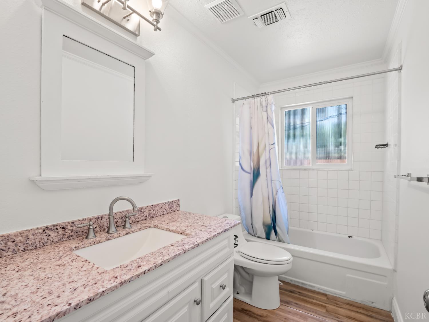 580 E Spruce Ave, Lemoore, CA 93245
