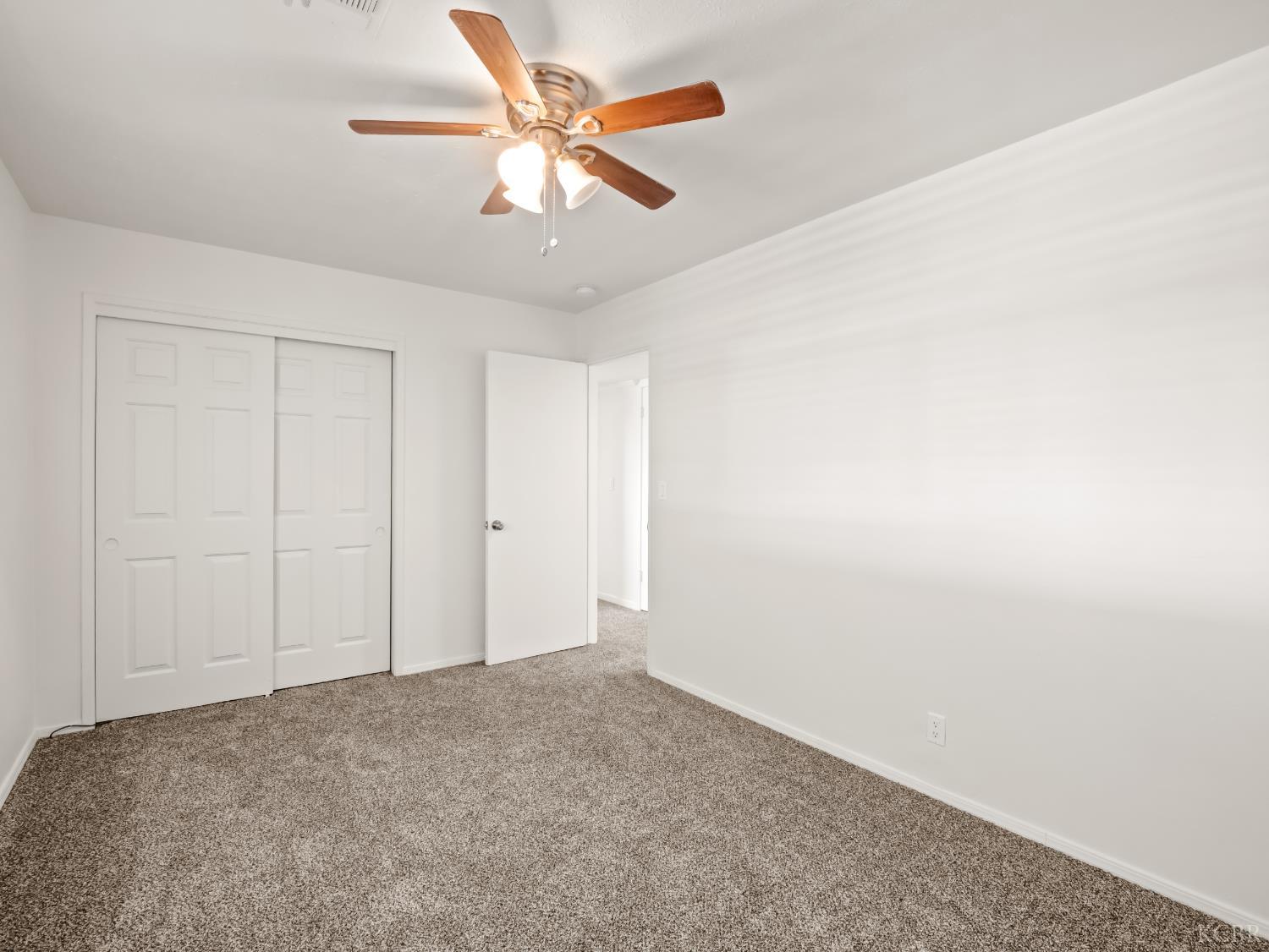 580 E Spruce Ave, Lemoore, CA 93245