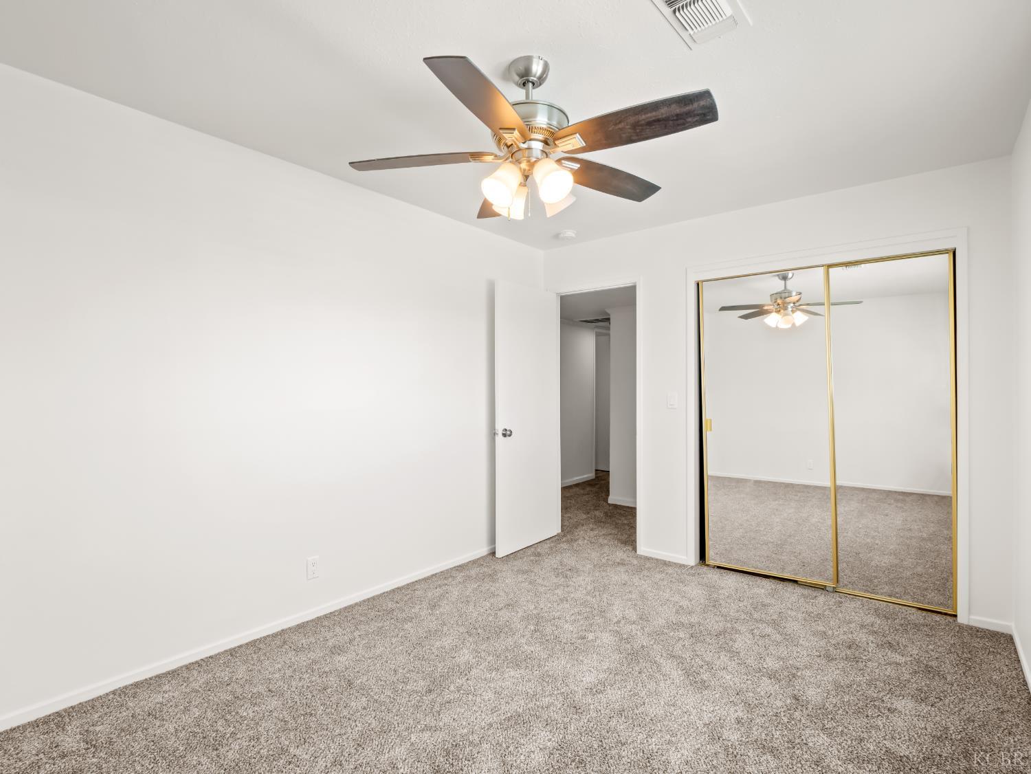580 E Spruce Ave, Lemoore, CA 93245