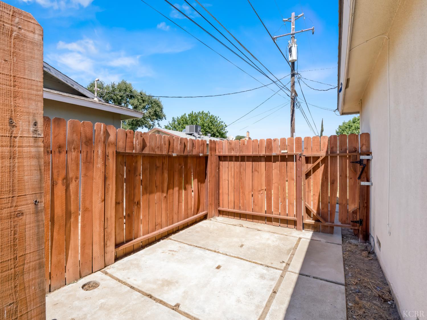 580 E Spruce Ave, Lemoore, CA 93245