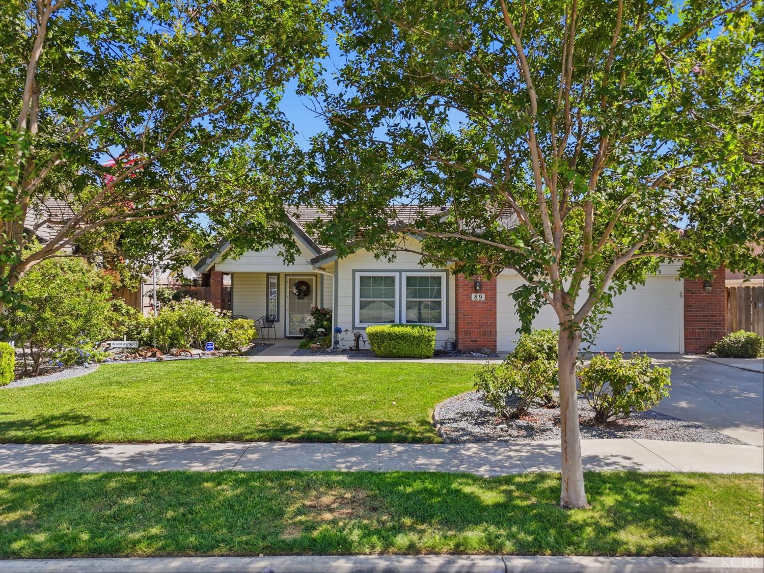 89 Devon Dr, Lemoore, CA 93245