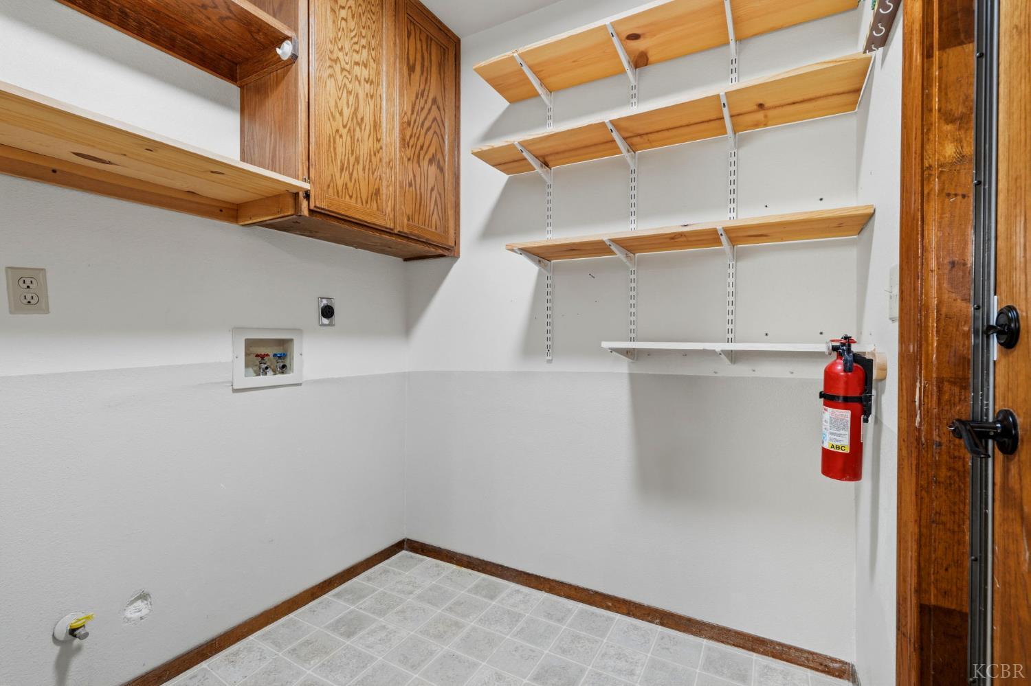 89 Devon Dr, Lemoore, CA 93245