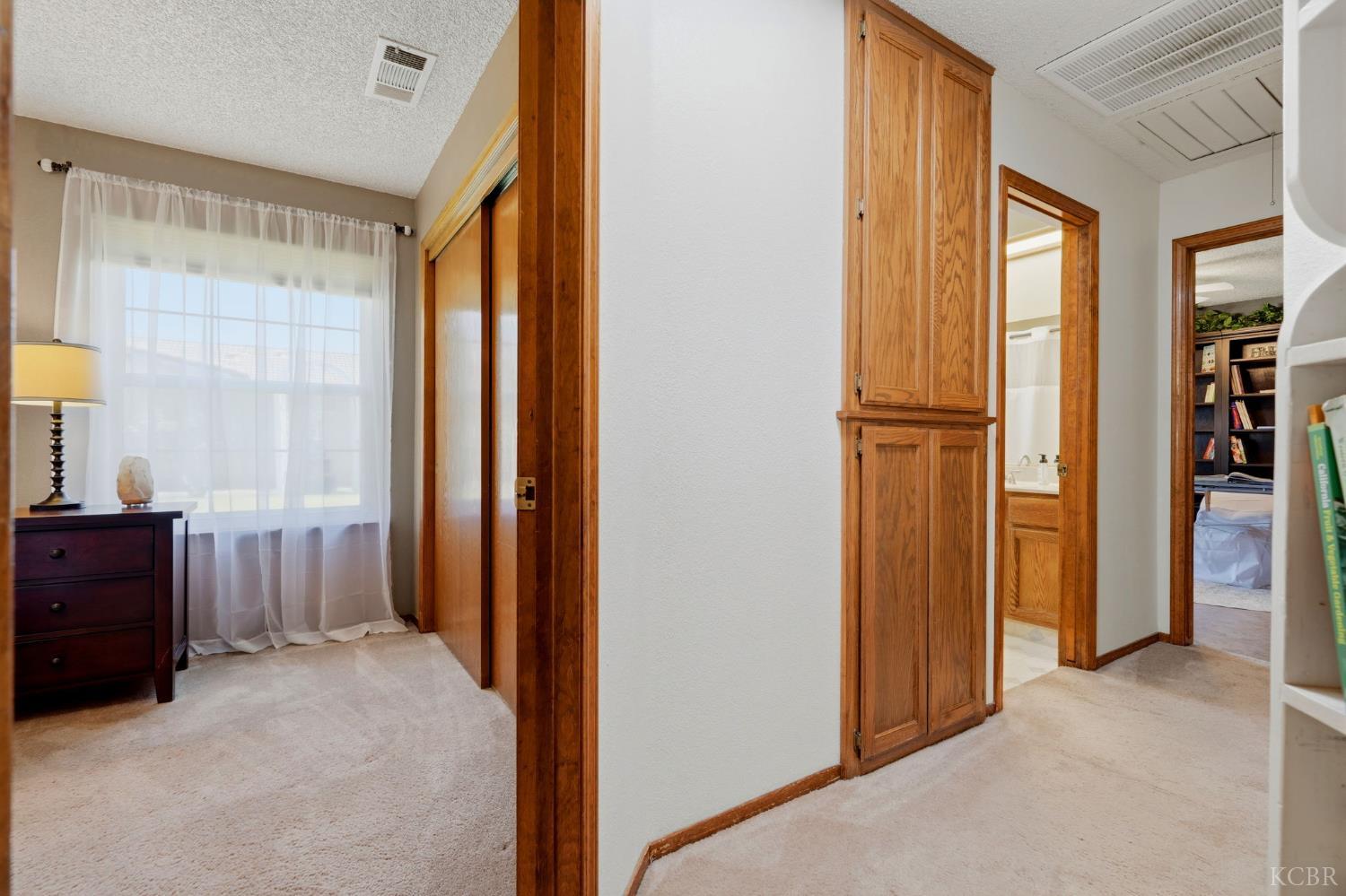89 Devon Dr, Lemoore, CA 93245
