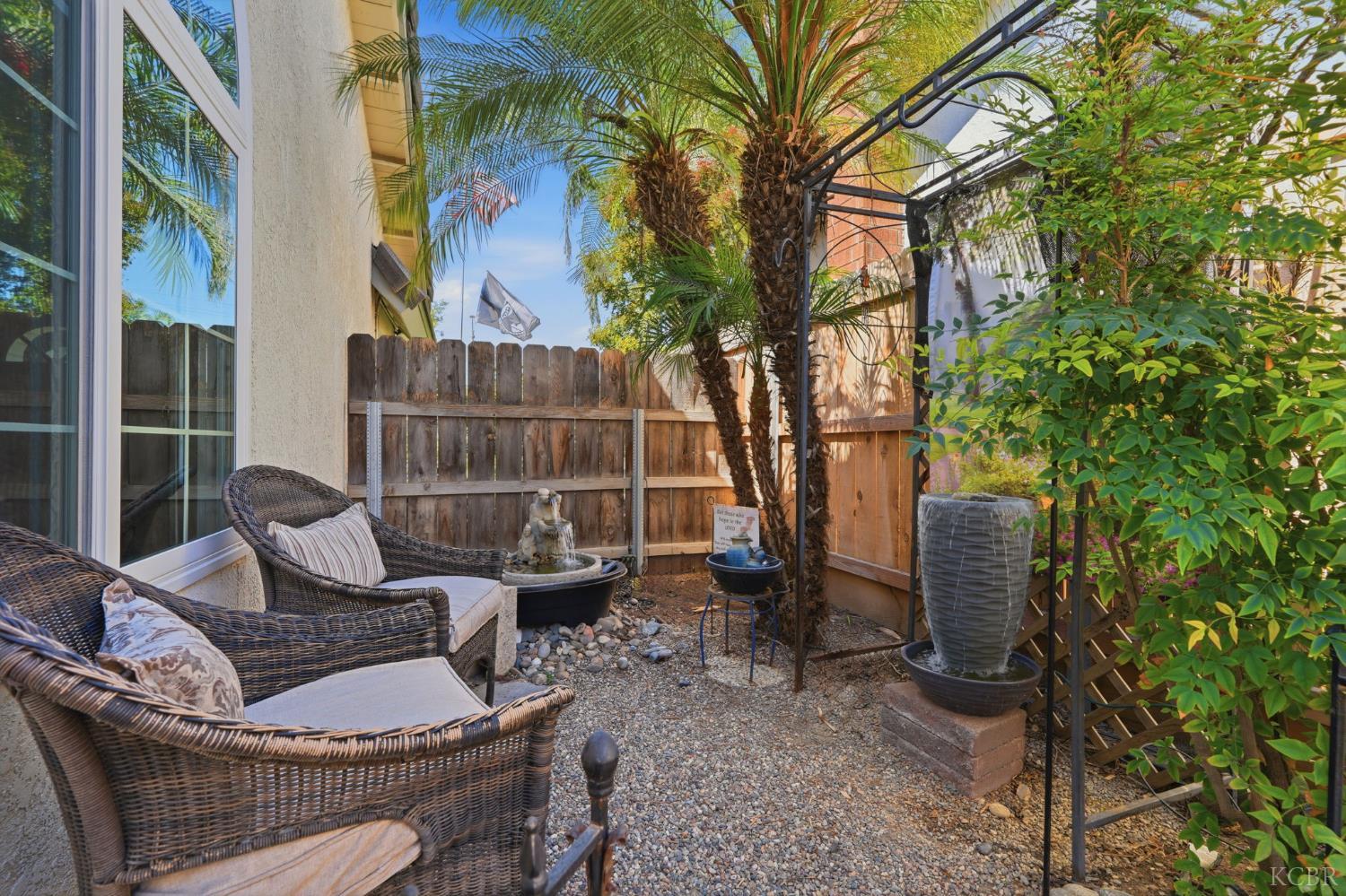 89 Devon Dr, Lemoore, CA 93245