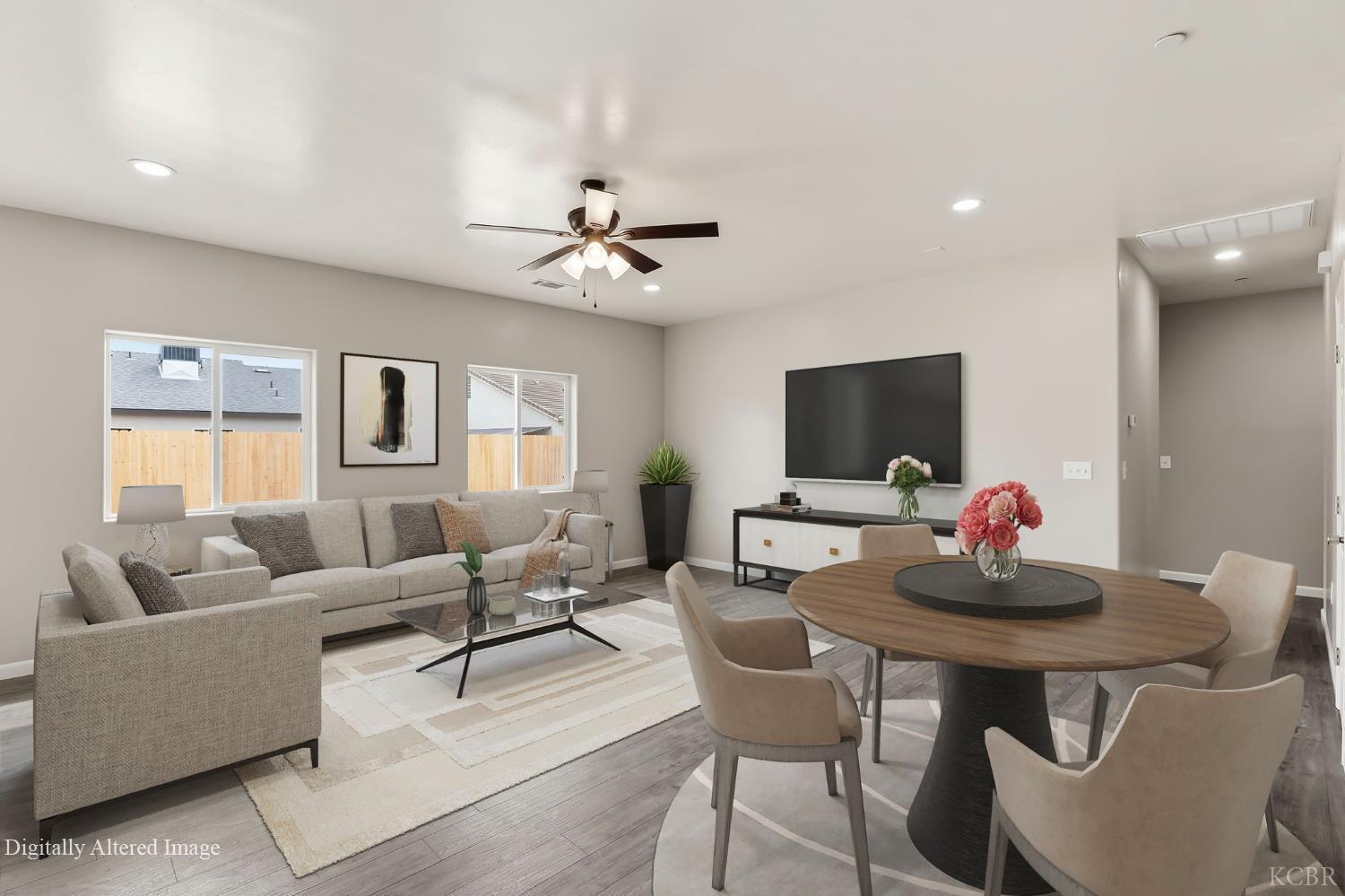 3447 E Douglas Ave, Visalia, CA 93292