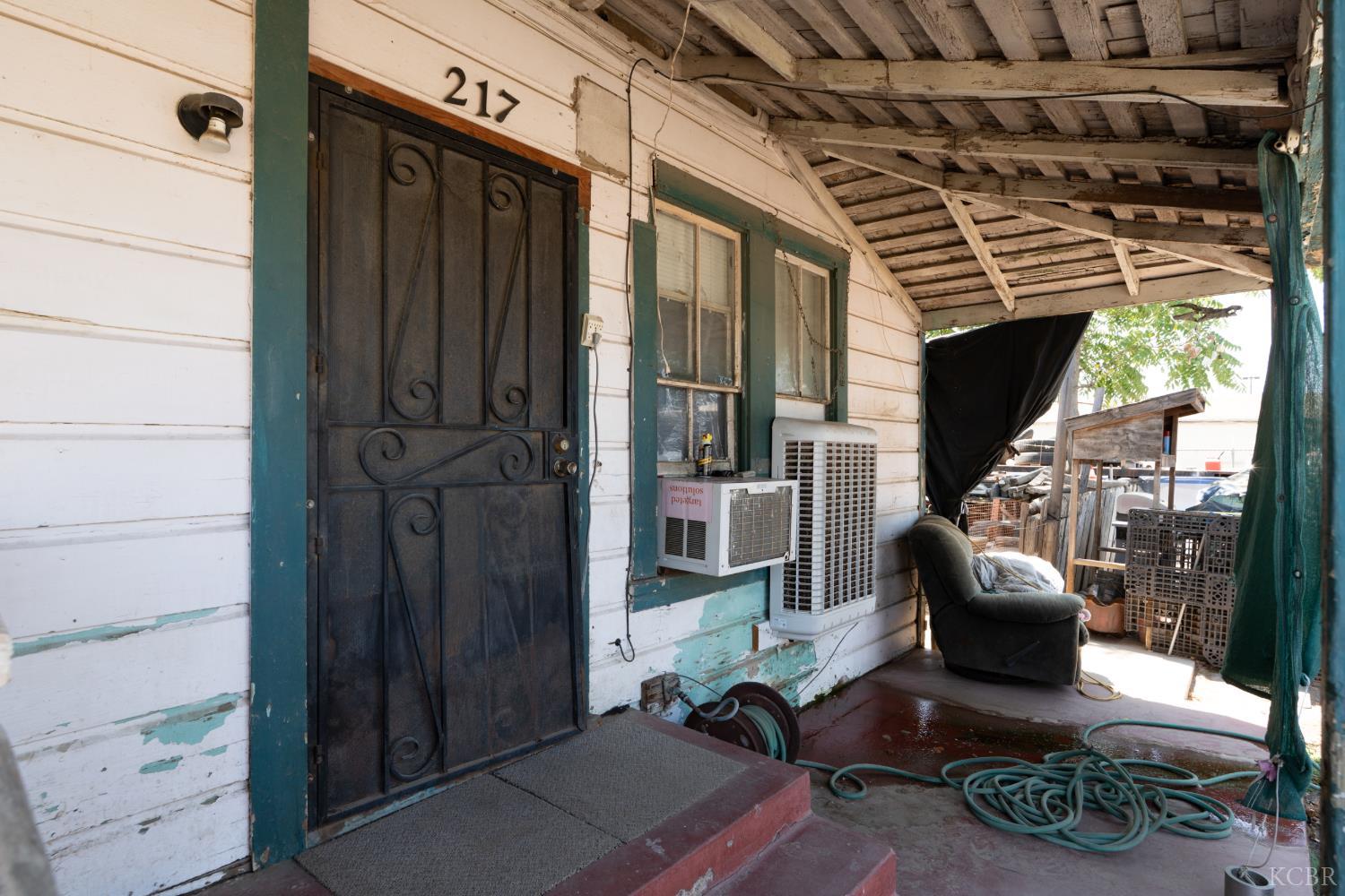 217 Jessie, Hanford, CA 93230