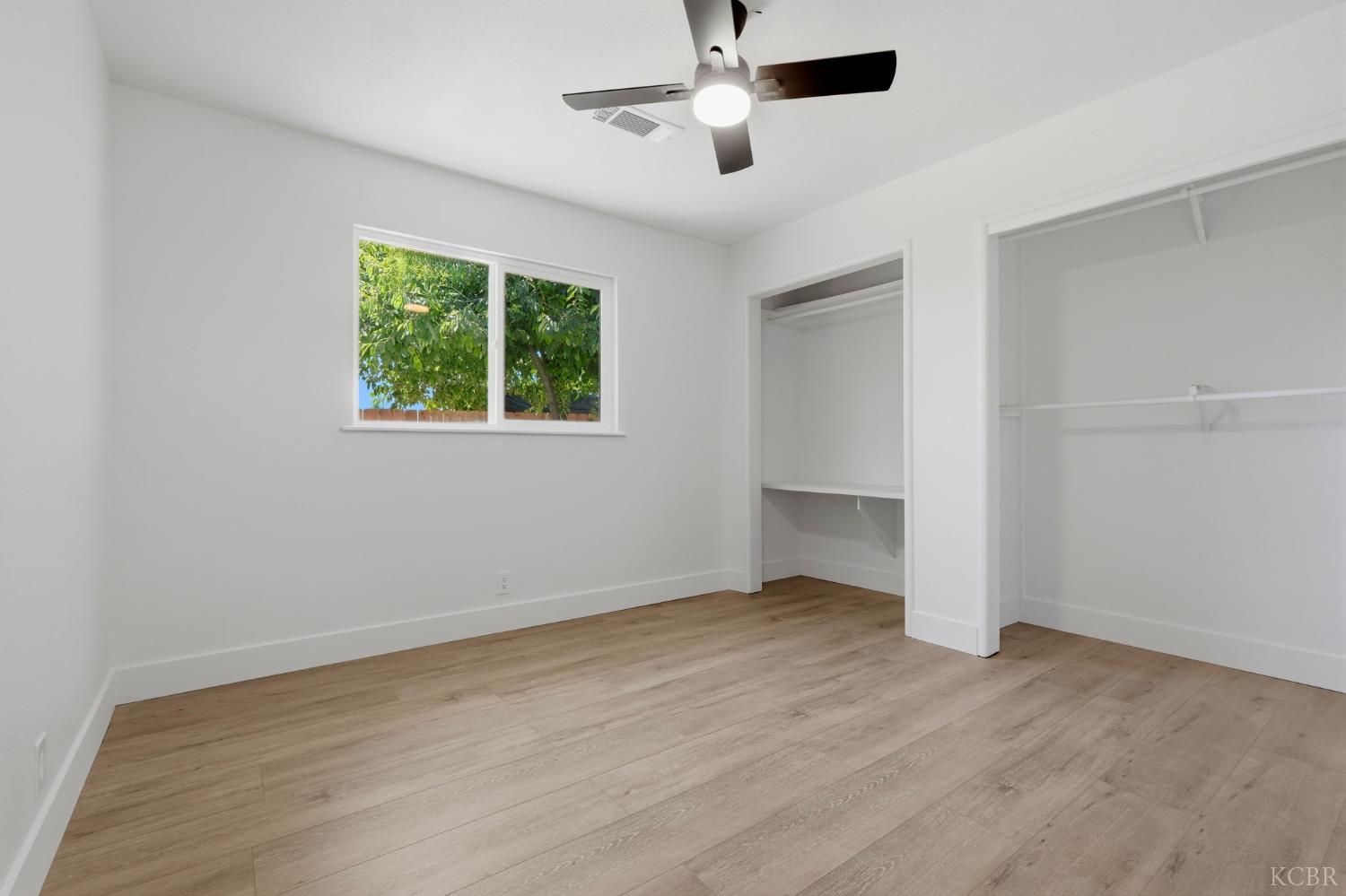 11062 Randall Cir, Armona, CA 93202