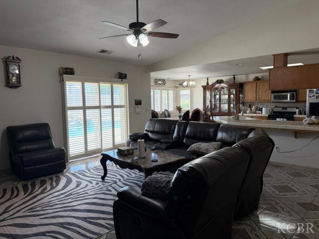 2431 Ranier Way, Hanford, CA 93230