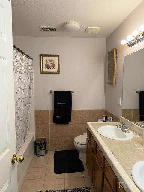 2431 Ranier Way, Hanford, CA 93230