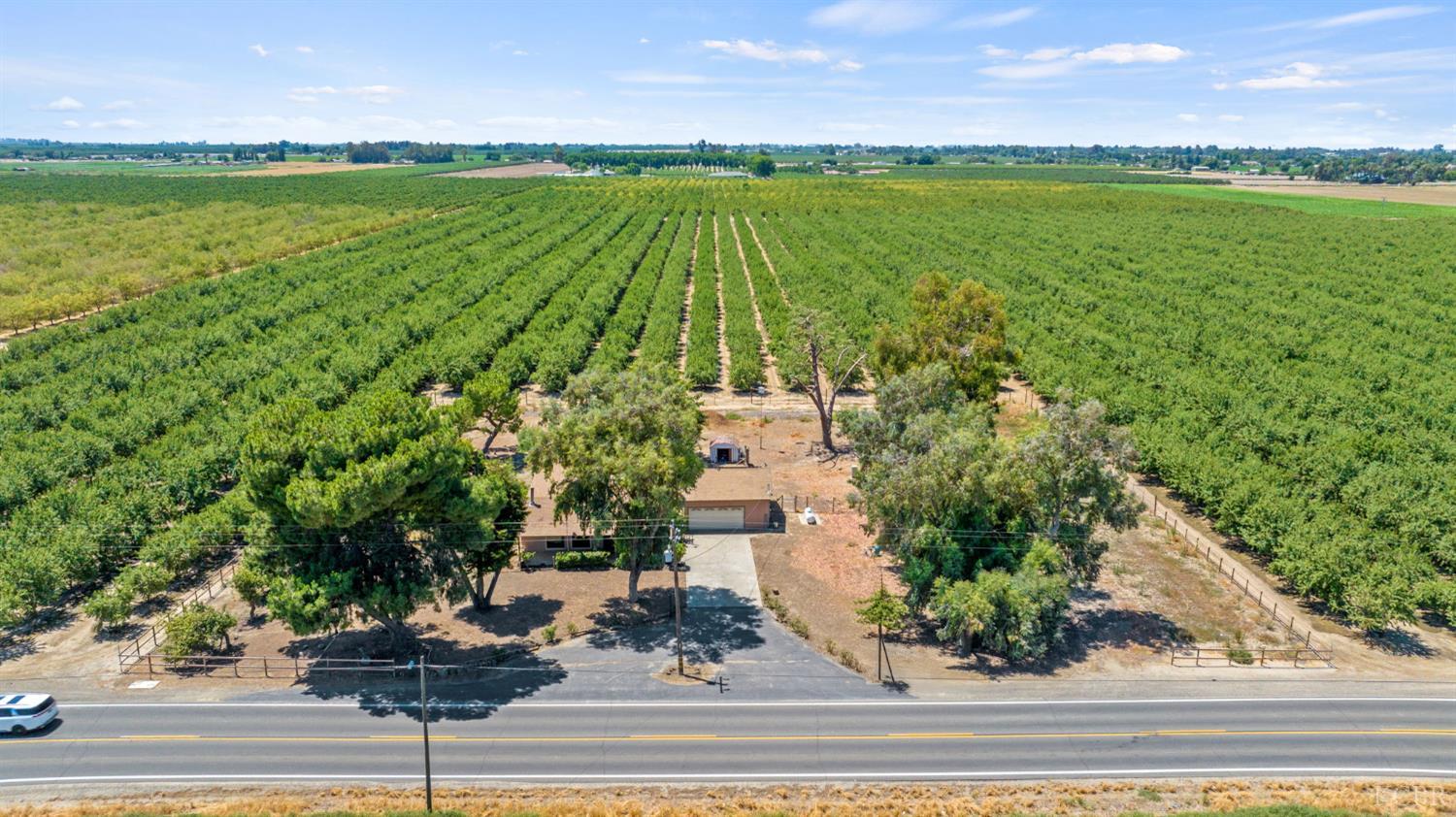16565 Lacey Blvd, Lemoore, CA 93245