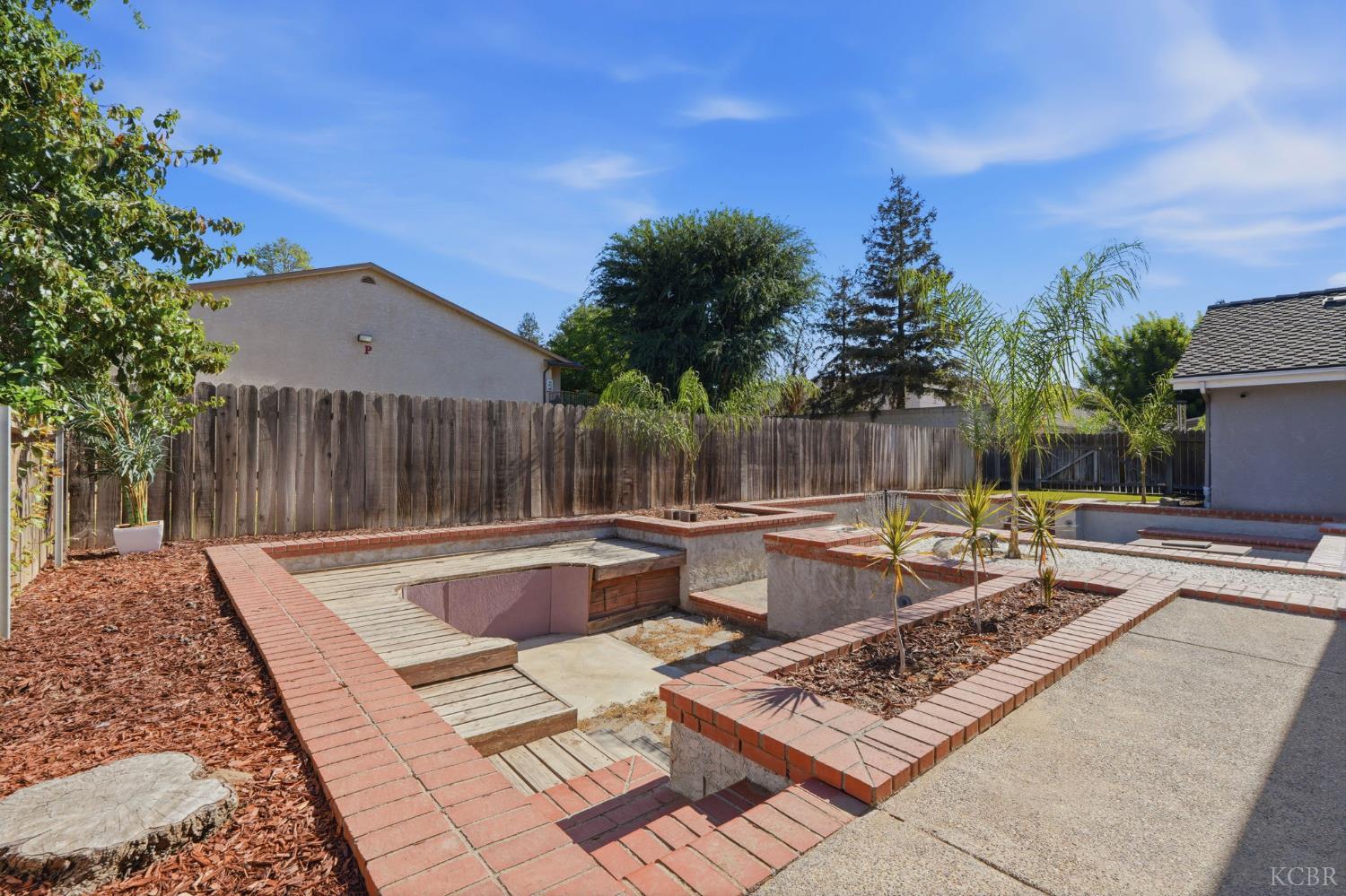 3421 W Orchard Ave, Visalia, CA 93277