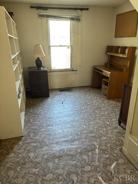 684 Oleander Ave, Lemoore, CA 93245