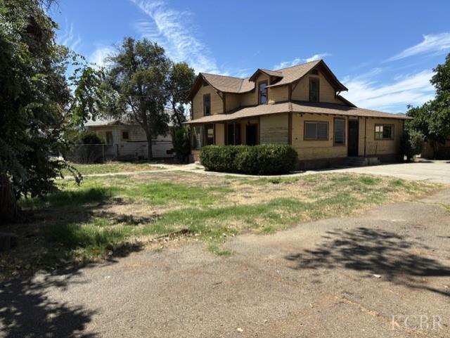 684 Oleander Ave, Lemoore, CA 93245