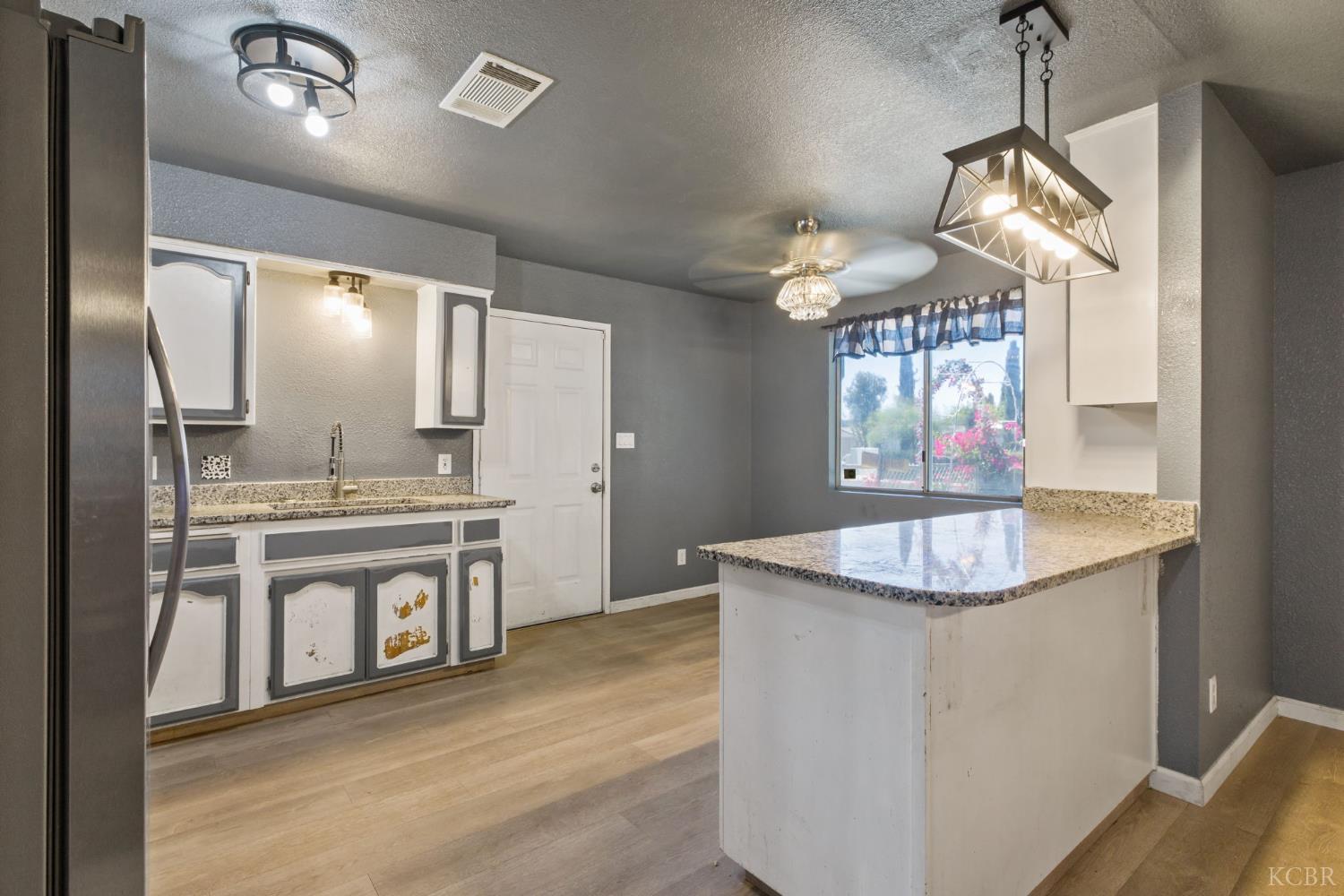 2400 Patterson Ave, Corcoran, CA 93212