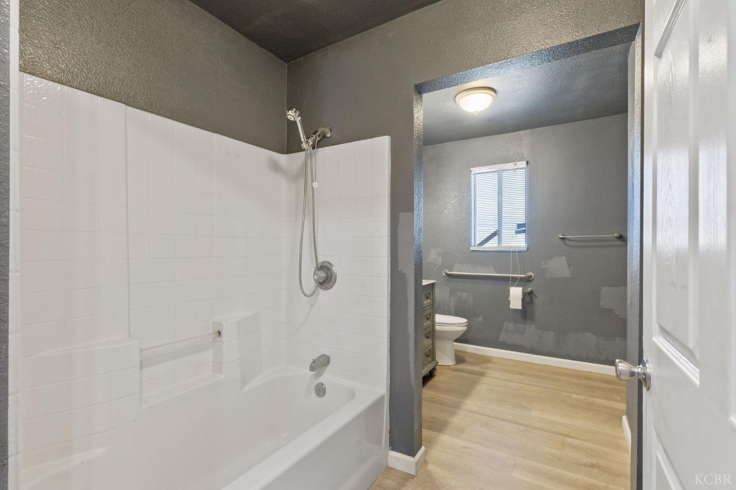 2400 Patterson Ave, Corcoran, CA 93212