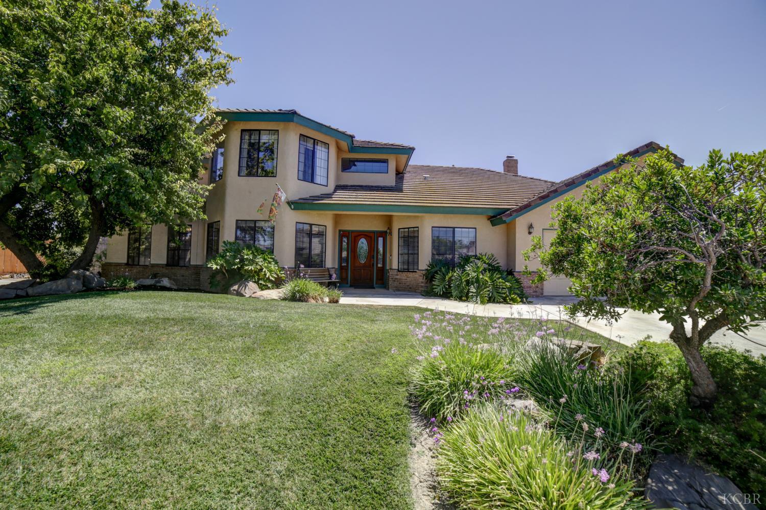 420 Beech Pl, Lemoore, CA 93245