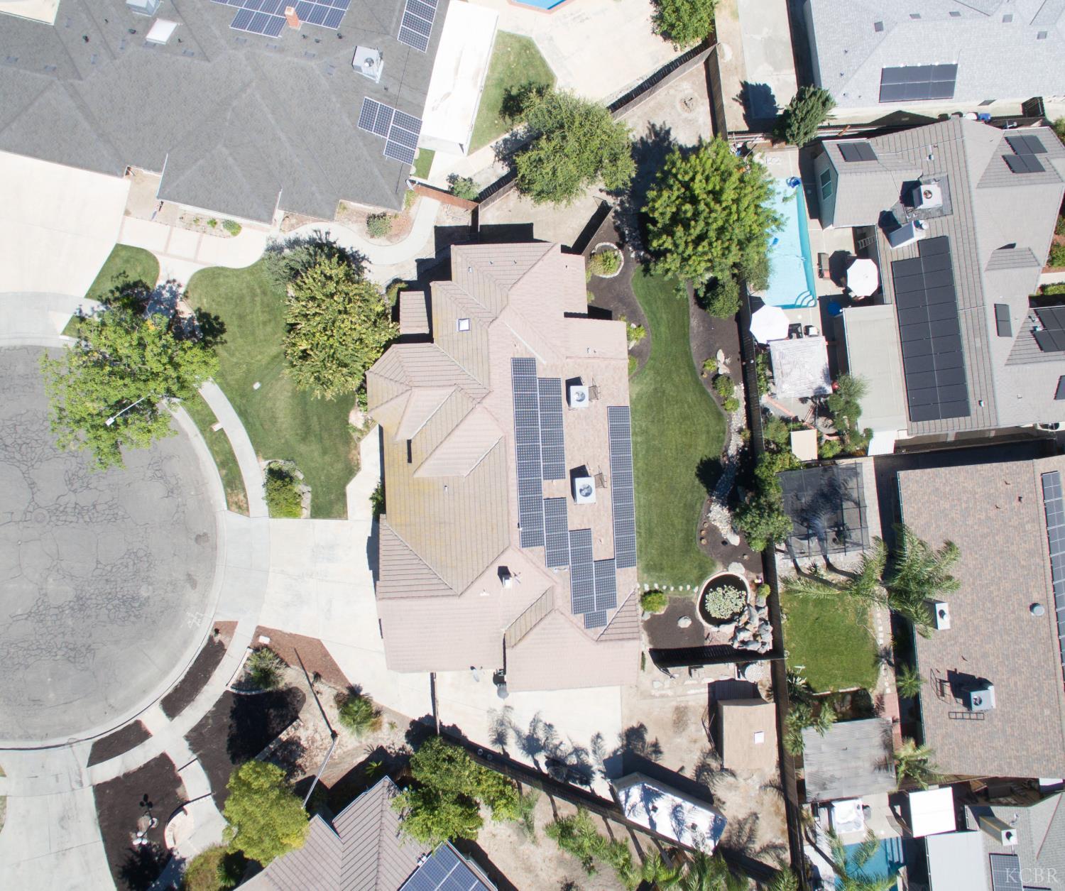 420 Beech Pl, Lemoore, CA 93245