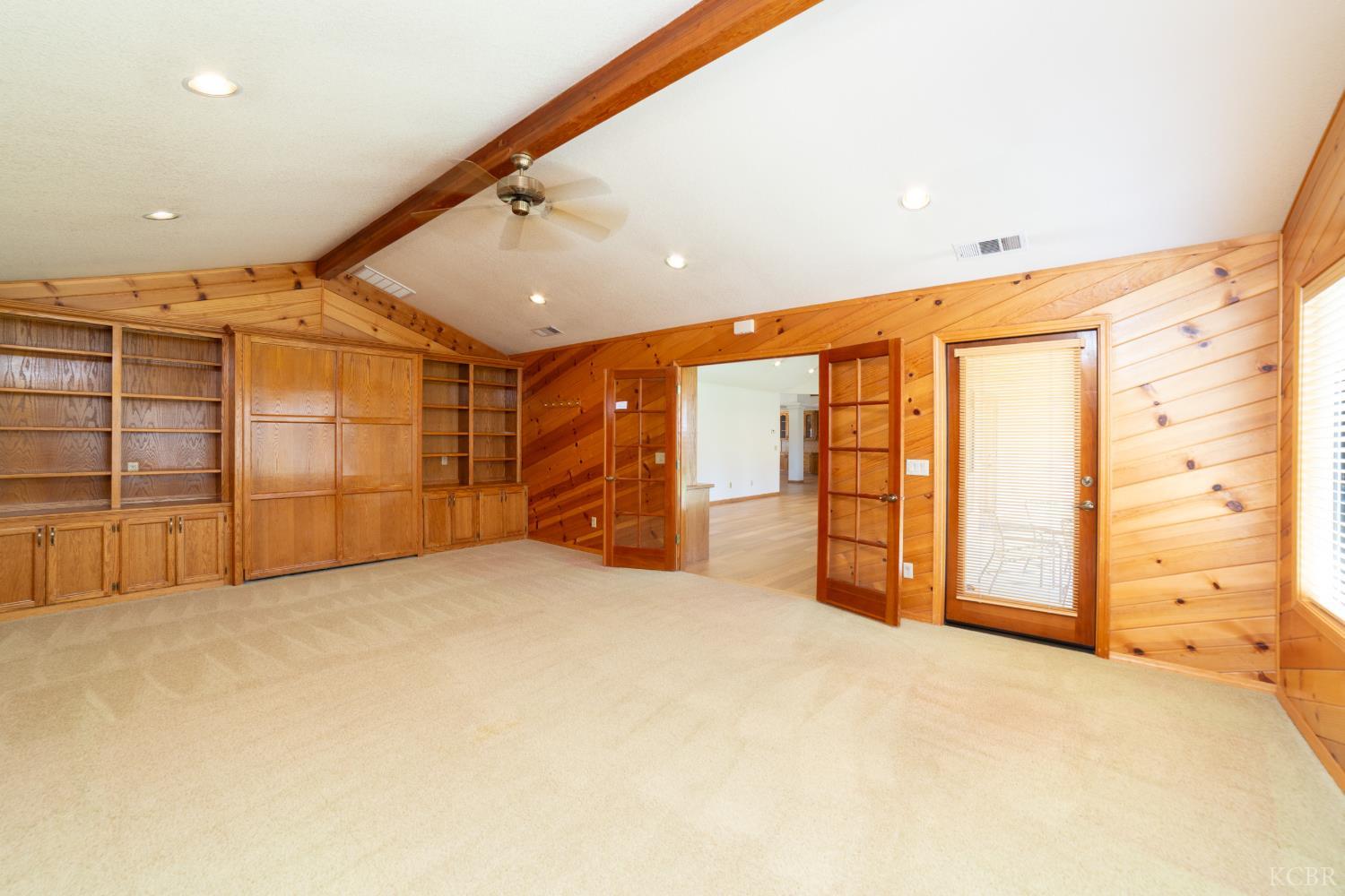 420 Beech Pl, Lemoore, CA 93245