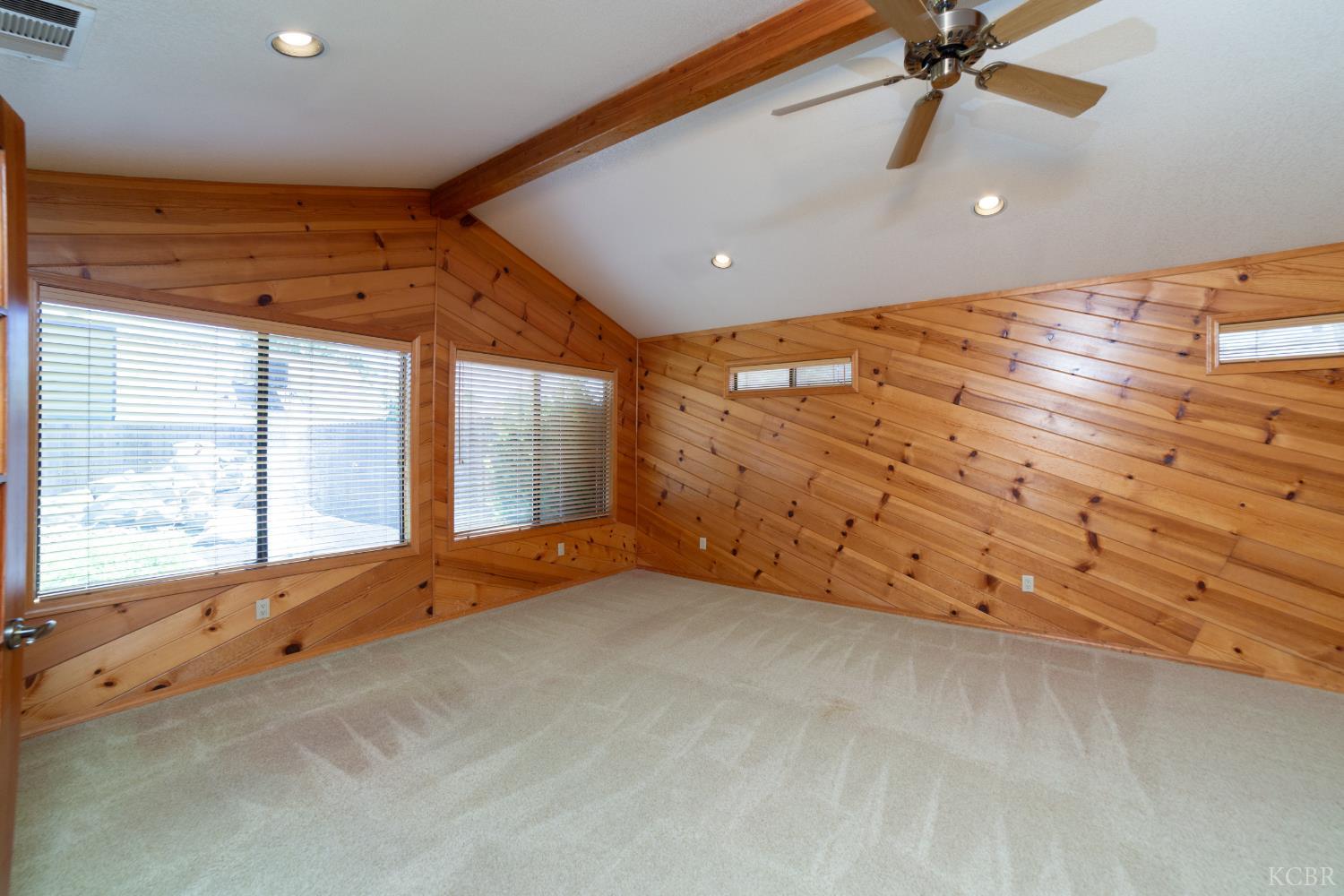 420 Beech Pl, Lemoore, CA 93245