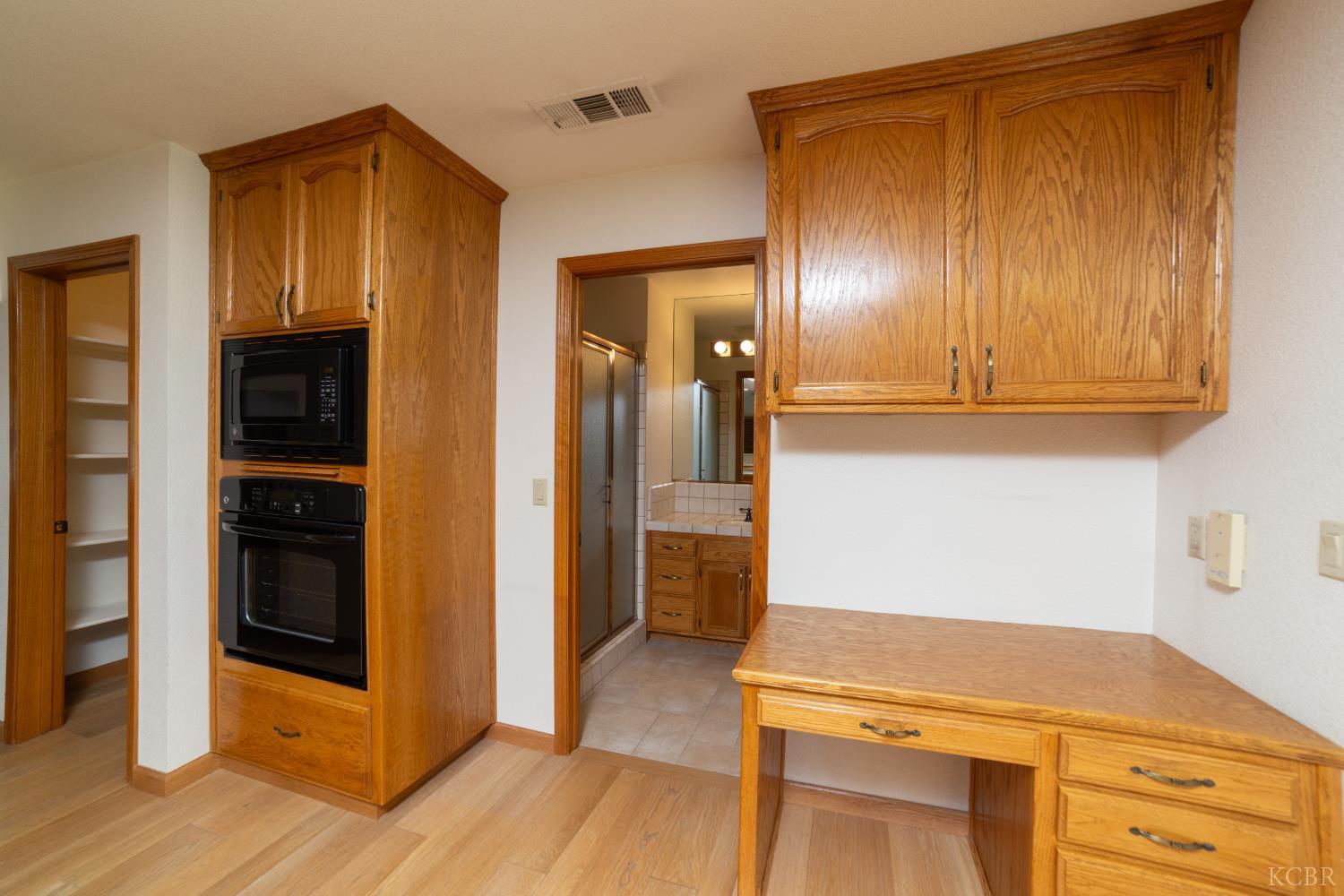 420 Beech Pl, Lemoore, CA 93245