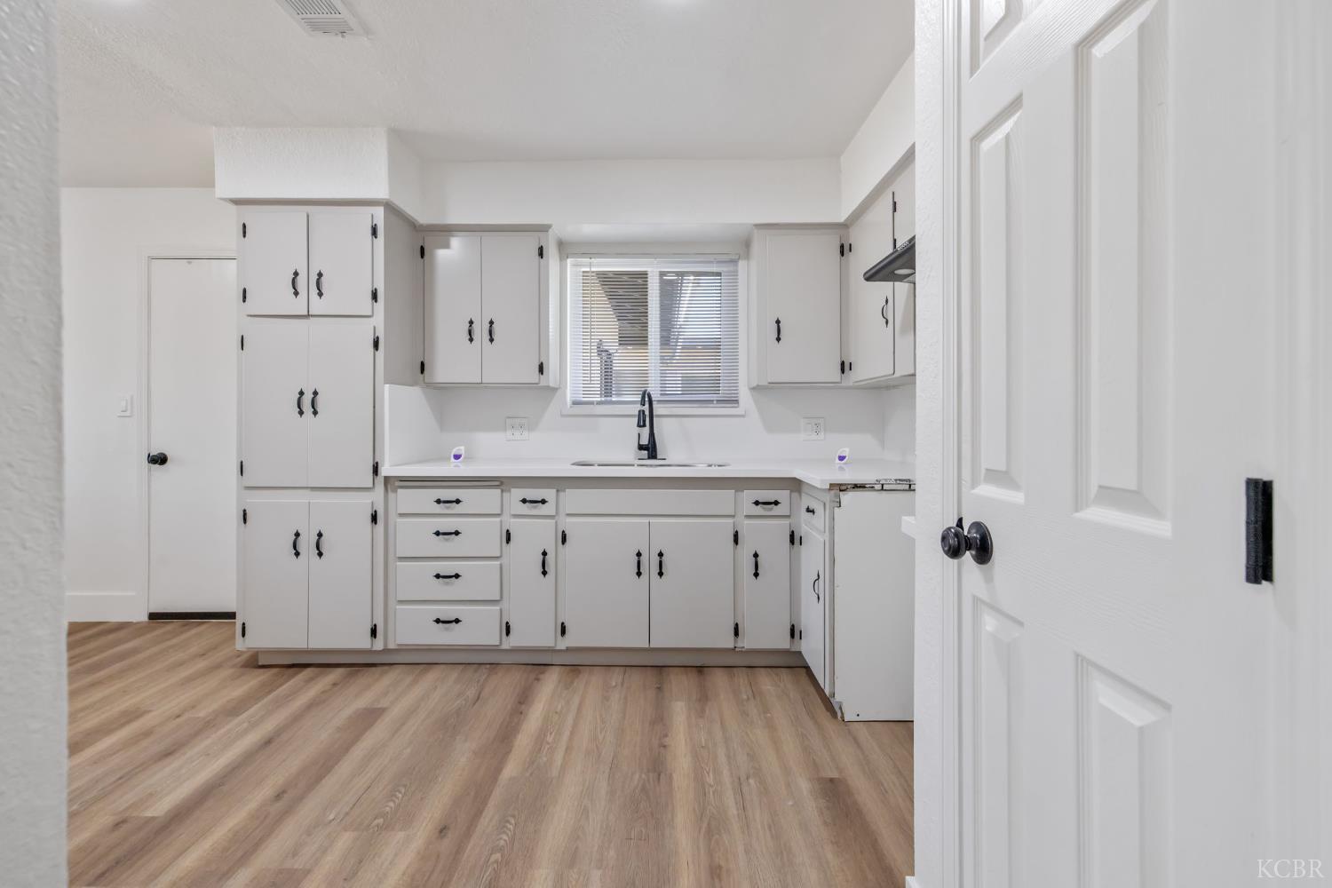 1005 Austin St, Madera, CA 93638