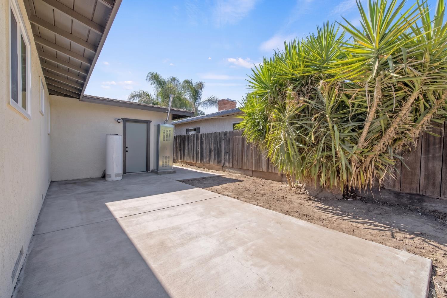 1005 Austin St, Madera, CA 93638