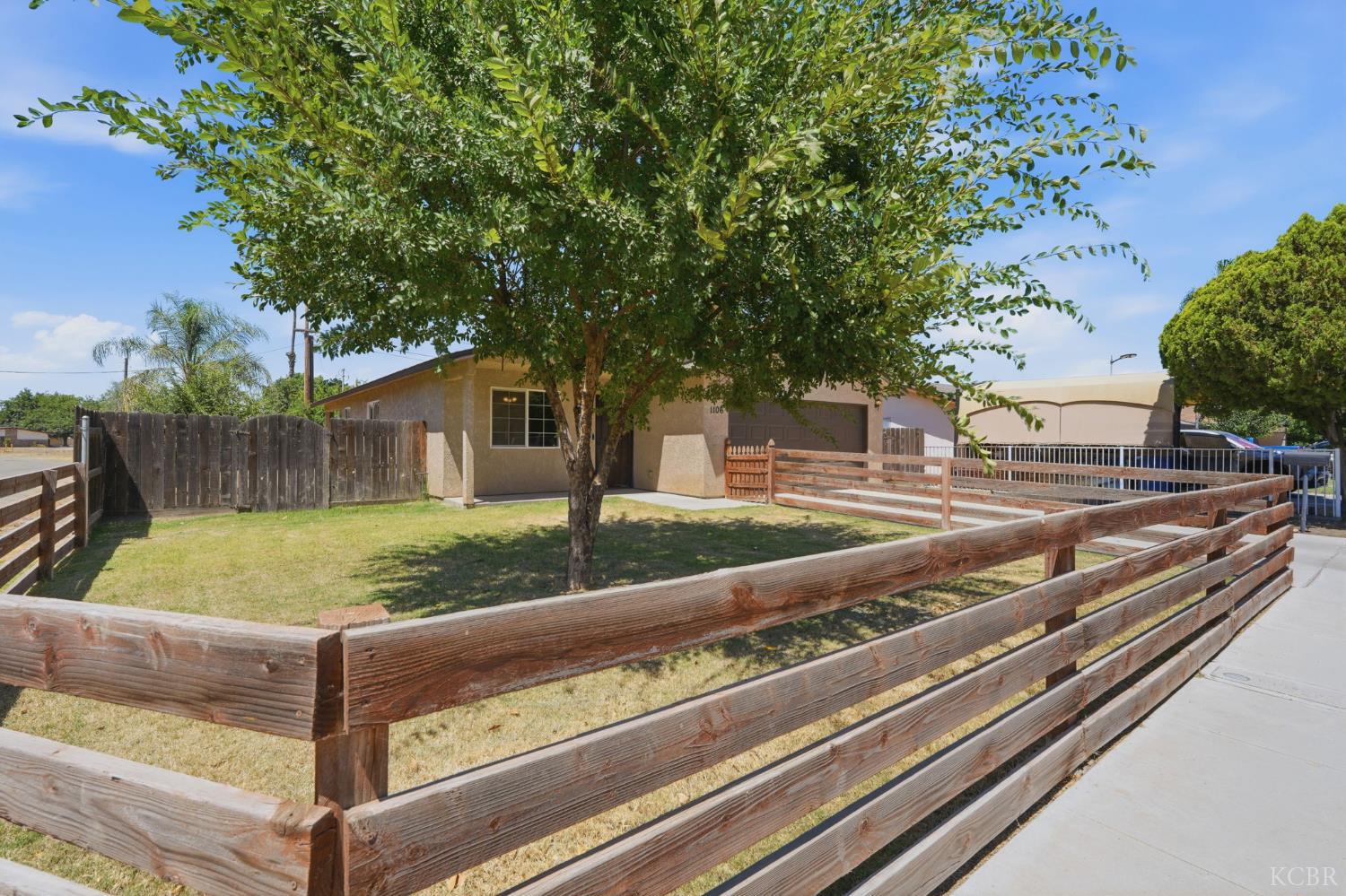 1106 Patterson Ave, Corcoran, CA 93212