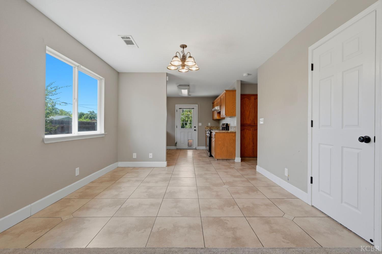 1106 Patterson Ave, Corcoran, CA 93212
